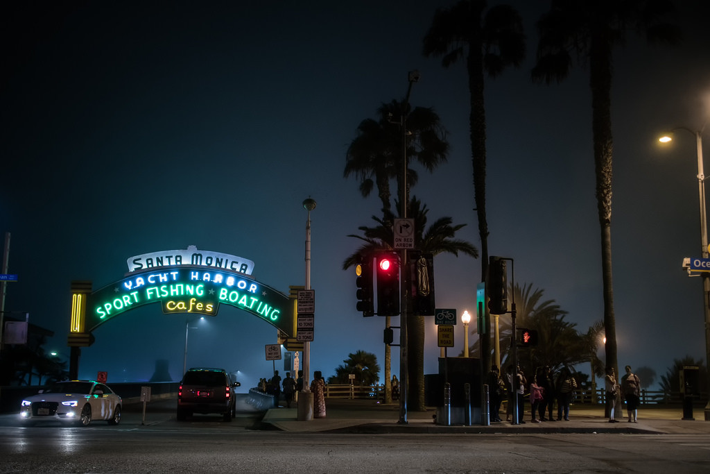 Foggy-Night-in-Santa-Monica